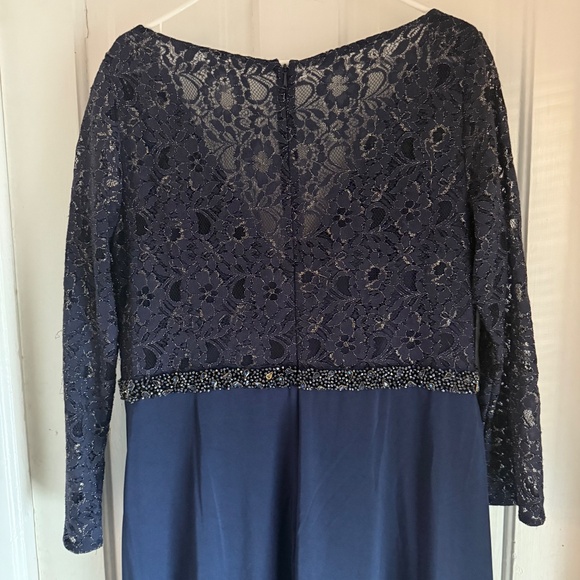 Mac Duggar special occasion gown size 18 blue lace with gold and beaded belt - Picture 3 of 15
